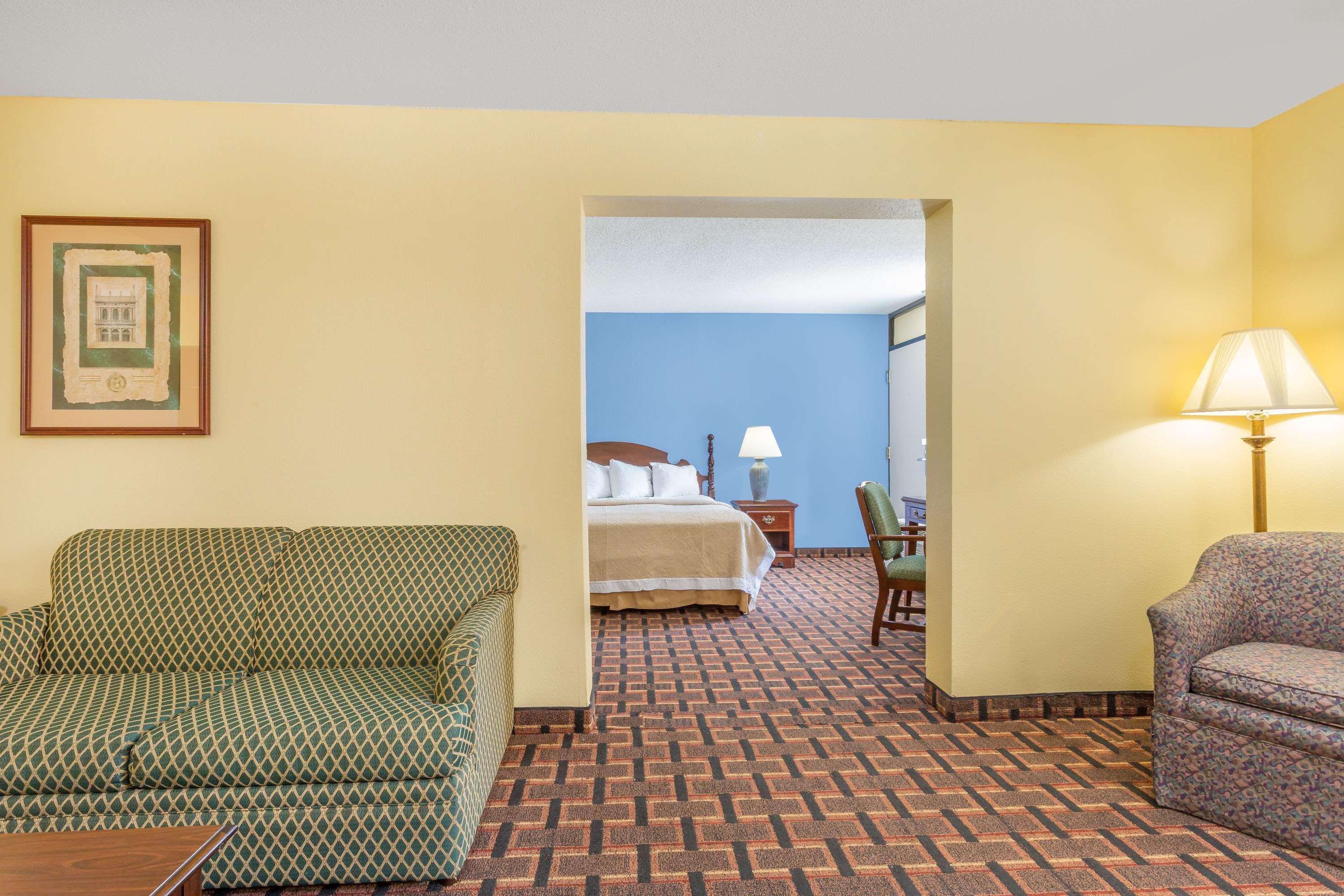 Days Inn By Wyndham Mocksville Exterior foto